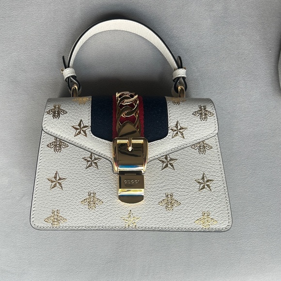 Brand NEW Gucci Mini Sylvie top handle bag - Picture 1 of 6